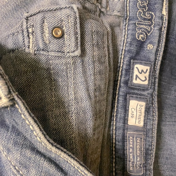 Miss Me Boyfriend Capri - Picture 4 of 4